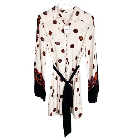 FREE PEOPLE Sweet Life Mini Dress Floral Button Down Flare Sleeve Size Medium - Picture 2 of 11